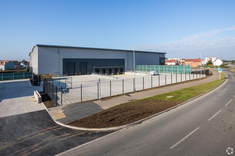 Warehouse to rent, Rennie Dr Dartford DA1 5