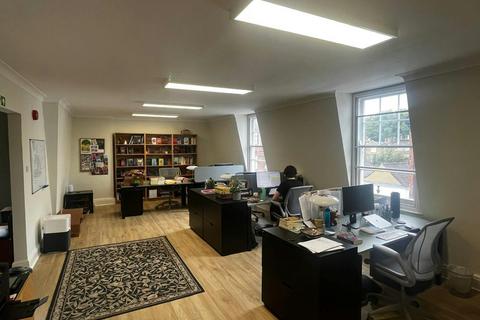 Office to rent, 23-24 George St Richmond TW9 1HY