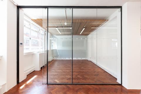 Office to rent, 26 Eastcastle St London W1W 8DQ