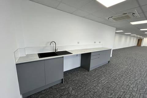 Office to rent, Highlands Rd Solihull B90 4ND