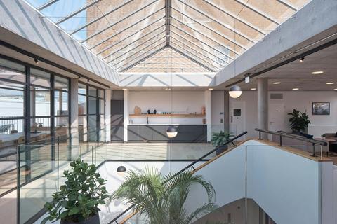 Office to rent, 22 Shad Thames London SE1 2YU