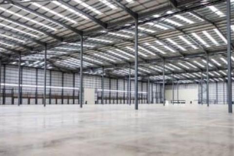 Distribution warehouse to rent, Royal Oak Way N Daventry NN11 8QL