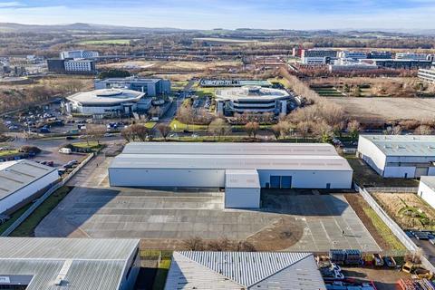 Warehouse to rent, 24 South Gyle Cres Edinburgh EH12 9EB