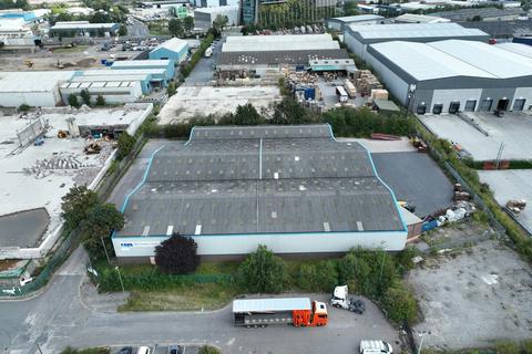 Distribution warehouse to rent, Cross Green Way Leeds LS9 0SE