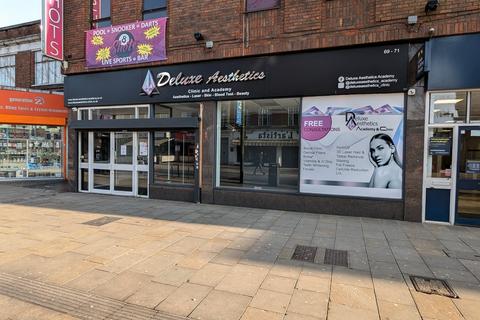 Retail property (high street) to rent, 69-71 The Parade Watford WD17 1LJ