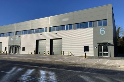 Warehouse to rent, 6 Asheridge Rd Chesham HP5 2PZ