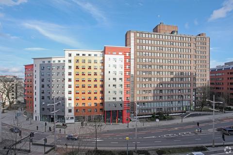 Retail property (high street) to rent, Bond St S Bristol BS1 3PG