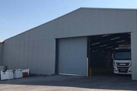 Warehouse to rent, Wells Rd Glastonbury BA6 9AQ