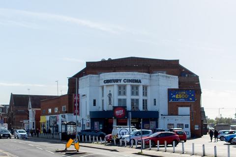 Retail property (high street) to rent, 125 Pier Ave Clacton On Sea CO15 1NJ