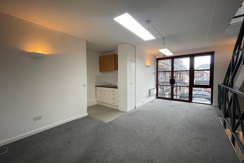 Office to rent, Putney Bridge Rd London SW18 1PE