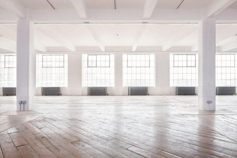 Showroom to rent, 231 The Vale London W3 7QS