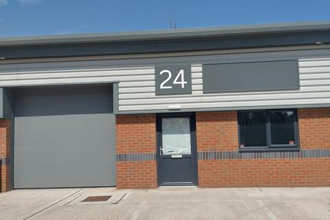 Warehouse to rent, Latherford Close Wolverhampton WV10 7BY