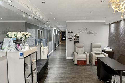 Retail property (high street) for sale, 96 Snakes Ln E Woodford Green IG8 7HX