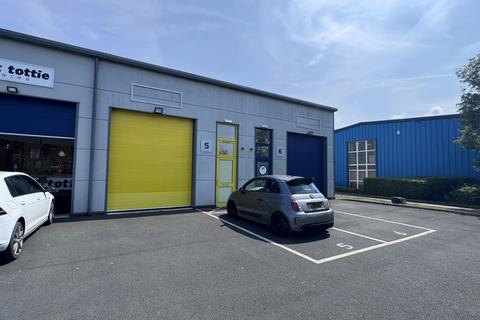 Warehouse to rent, Kempton Rd Pershore WR10 2TA