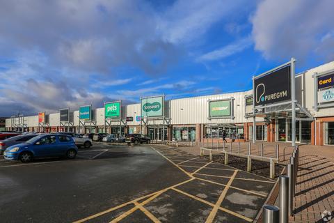 Property to rent, Bradford Rd Bradford BD10 8EW