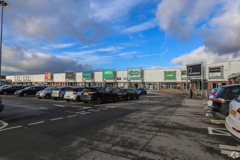 Property to rent, Bradford Rd Bradford BD10 8EW