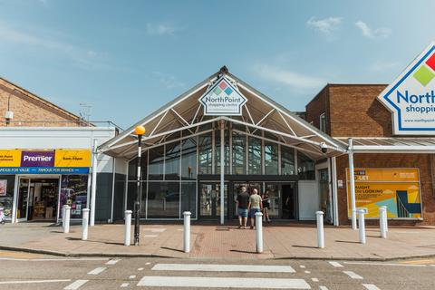 Convenience store to rent, Goodhart Rd Hull HU7 4EE