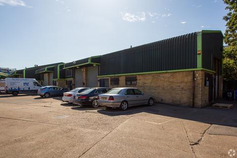 Warehouse to rent, Bolina Rd London SE16 3LF