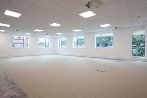 Office to rent, Crown Way, Tower Rd N Warmley BS30 8FJ