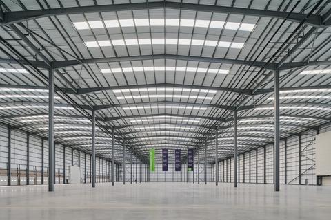 Warehouse to rent, Clipper Blvd Dartford DA2 6QS