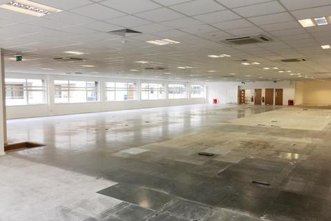Industrial unit to rent, 7-9 Heathmans Rd London SW6 4TJ