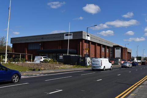 Warehouse to rent, 371 Oldham Rd Manchester M40 8RR