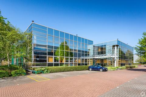 Office to rent, Park Ave Almondsbury BS32 4RF