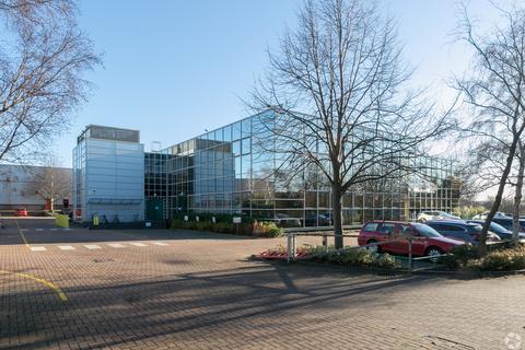 Office to rent, Park Ave Almondsbury BS32 4RF