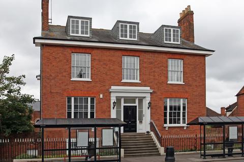 Office to rent, 20 Broad St Wokingham RG40 1AH