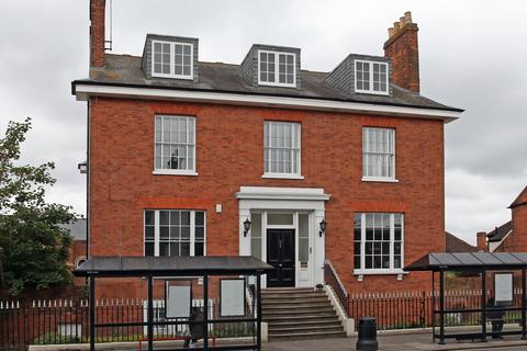 Office to rent, 20 Broad St Wokingham RG40 1AH