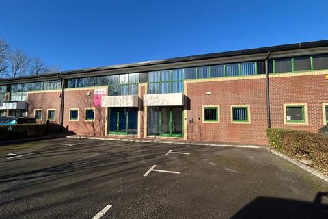 Office to rent, Majors Rd Swindon SN6 8TZ