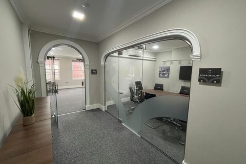 Office to rent, 2 Park Sq E Leeds LS1 2NE