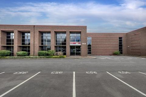 Warehouse to rent, 950-955 Yeovil Rd Slough SL1 4NH