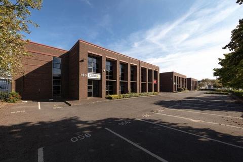 Warehouse to rent, 950-955 Yeovil Rd Slough SL1 4NH