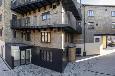 Office to rent, 1-1C Broughton St London SW8 3QJ