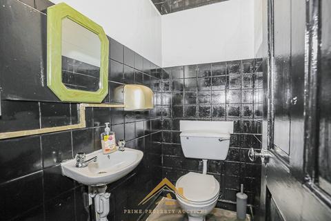 Pub for sale, 144-146 High St Dundee DD2 3BZ