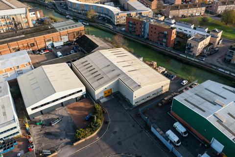 Warehouse to rent, 21 St Andrews Way London E3 3PA