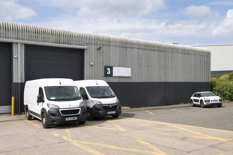 Warehouse to rent, Tay Rd Birmingham B45 0LD