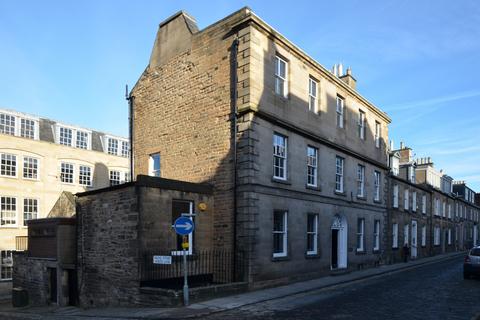 Office to rent, 21 Young St Edinburgh EH2 4HU
