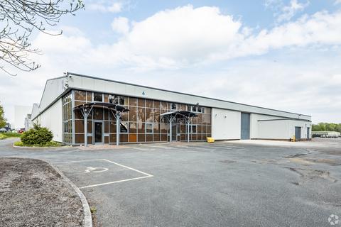 Warehouse to rent, Abenbury Way Wrexham LL13 9UZ