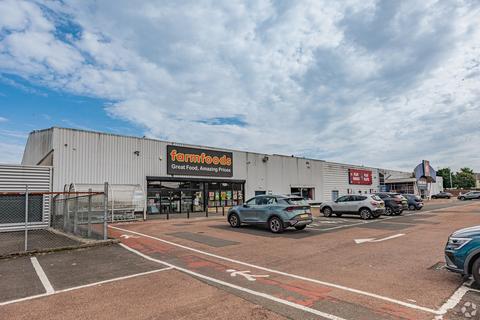 Retail property (high street) to rent, 167 Hawthorn St Glasgow G22 6HY