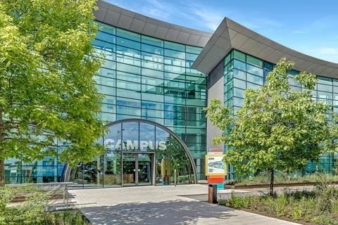 Office to rent, Basingstoke Rd Reading RG2 6DA