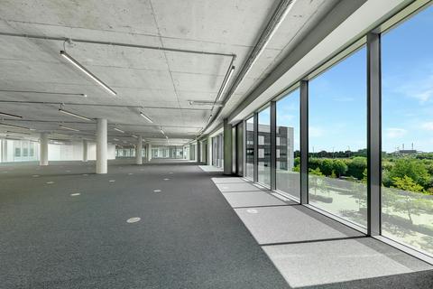 Office to rent, Basingstoke Rd Reading RG2 6DA