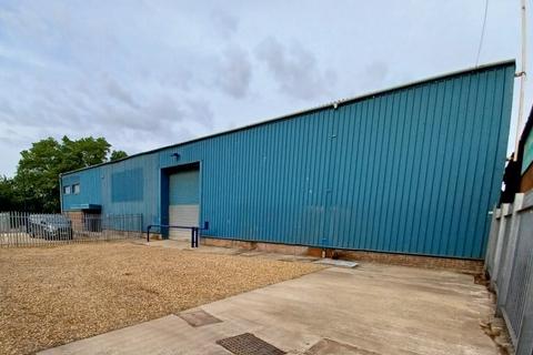 Distribution warehouse to rent, Hall Rd Norwich NR4 6DW