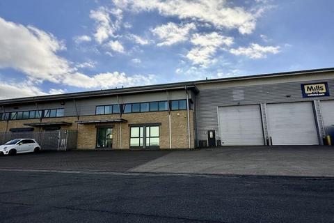 Warehouse to rent, 8 High Rd Uxbridge UB8 2GU
