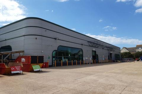 Warehouse to rent, Watersmead Business Park Littlehampton BN17 6LS
