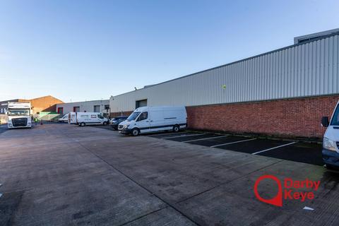 Warehouse to rent, Wharfdale Rd Birmingham B11 2DF