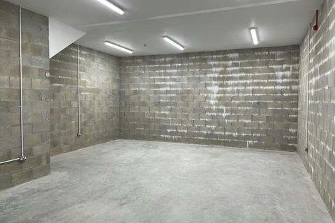 Industrial unit to rent, Greenside Way Manchester M24 1SW