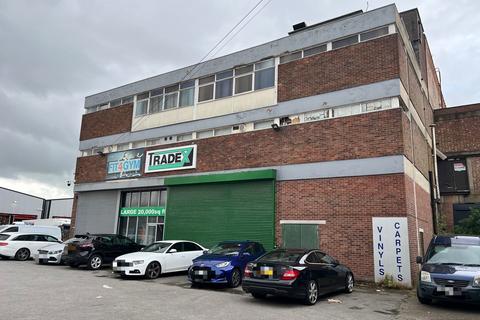 Leisure facility to rent, 309-315 Hessle Rd Hull HU3 4BJ