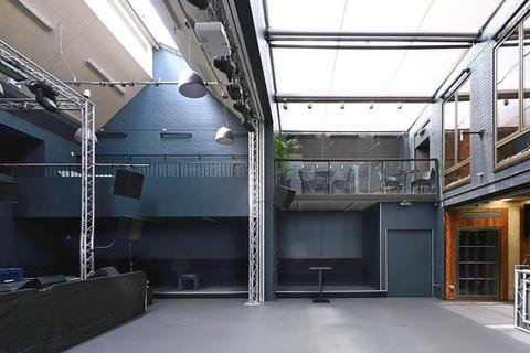 Pub to rent, 3-7 Delancey St London NW1 7NL